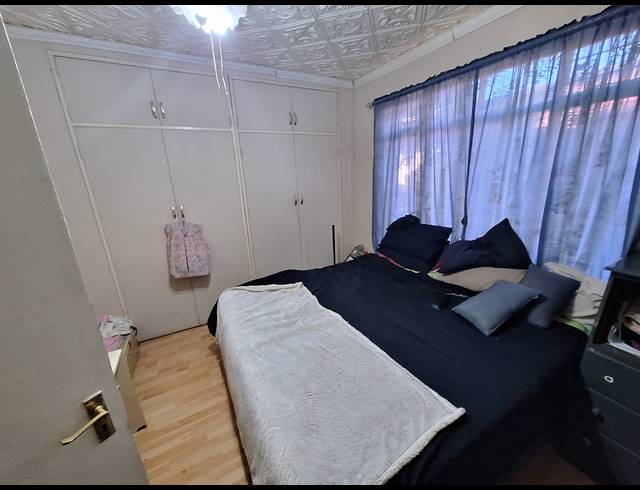 4 BEDROOM HOUSE FOR SALE IN VANDERBIJLPARK SE 6